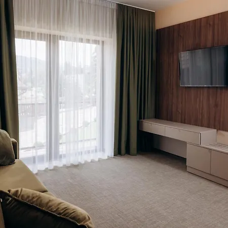 & Hotel 4*