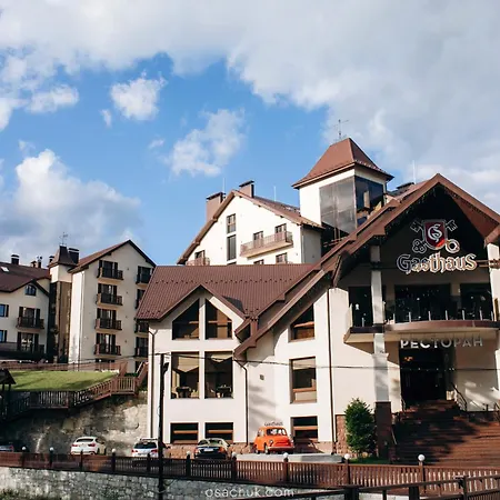 Hotel & 4*